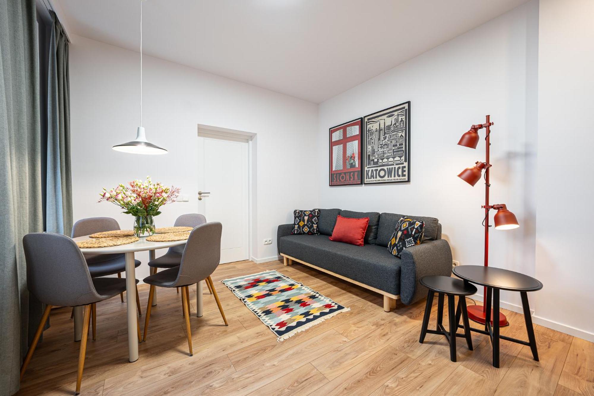 Apartamenty Tespis - Historic House Next To The Cathedral In The City Centre Катовице Екстериор снимка